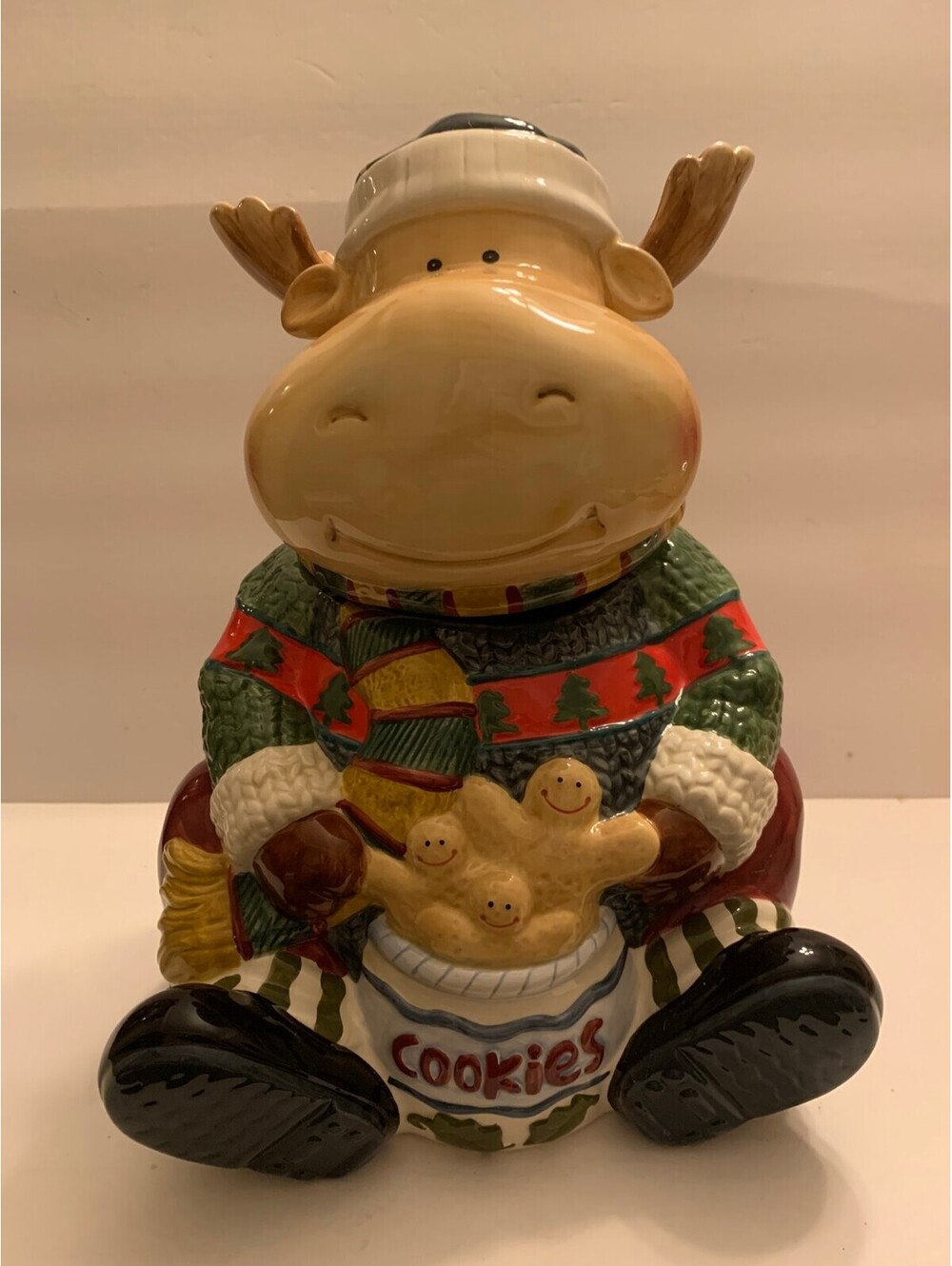 Ceramic Porcelain Christmas Moose Cookie Jar w/ Lift-Off Lid